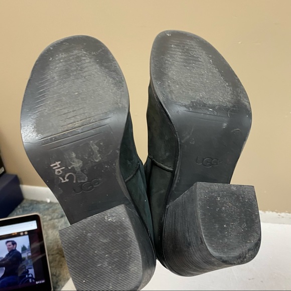 Ugg Black suede Pixley block heel boots ankle - Picture 7 of 8